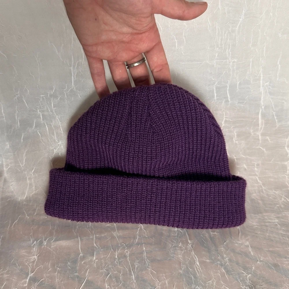 3/$20 💥 Kids‎ Panda Patch Purple Beanie Hat NWOT